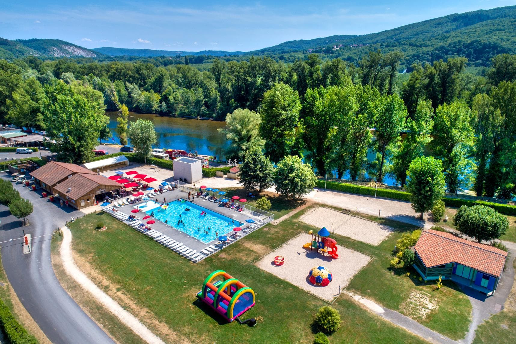 A scenery from Flower Camping Les Ondines
