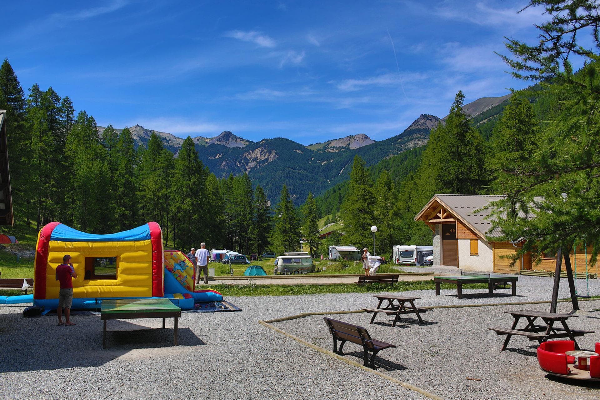 A scenery from Camping Onlycamp Les Mélèzes