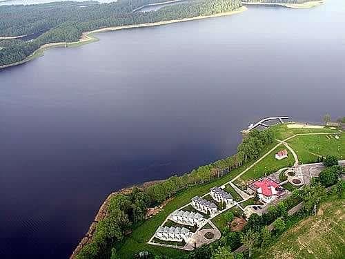 A scenery from Elixir Hotelik Caravan Camping