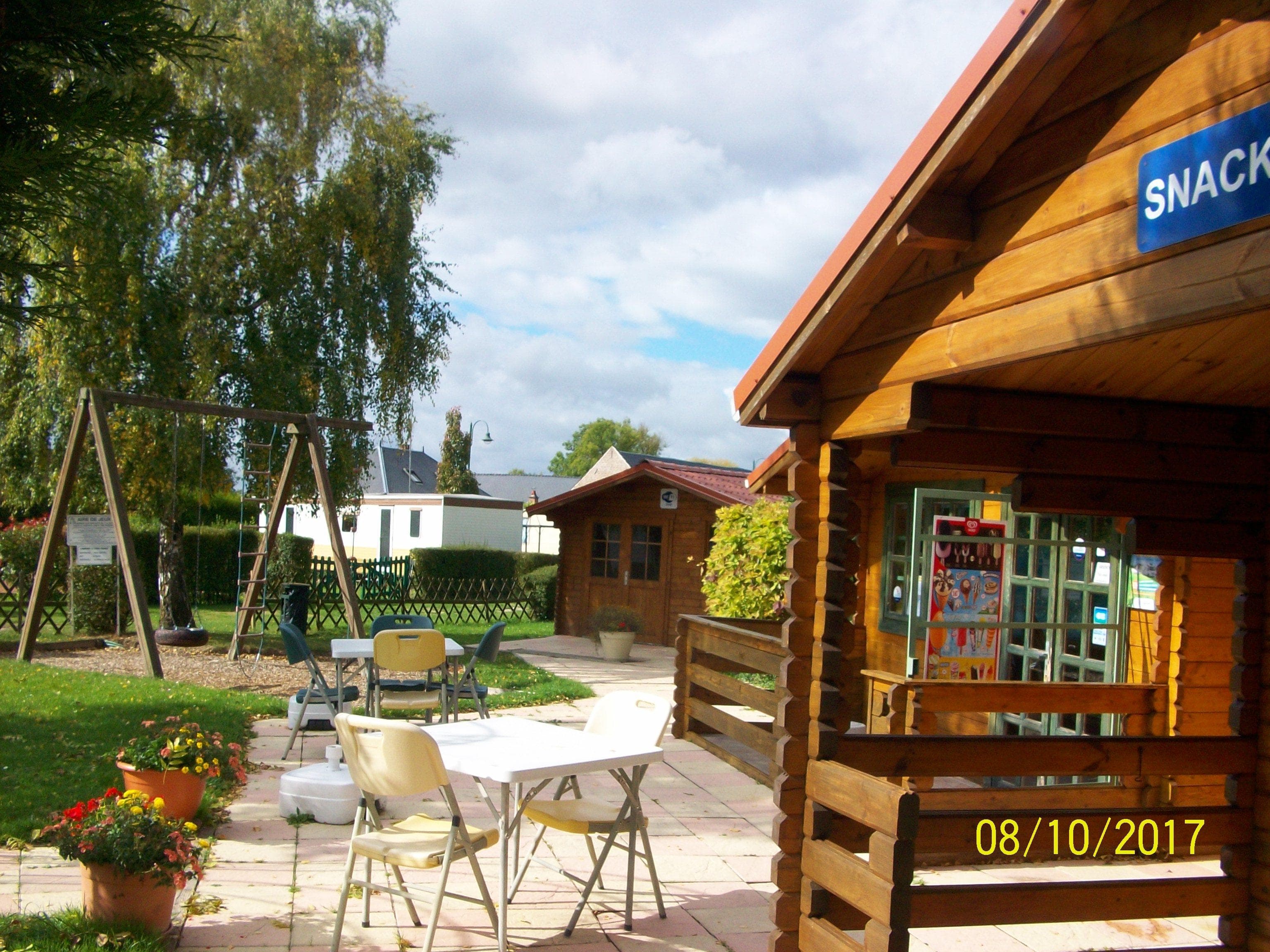 A scenery from Camping LE PONT ROUGE ET LES VIGNES
