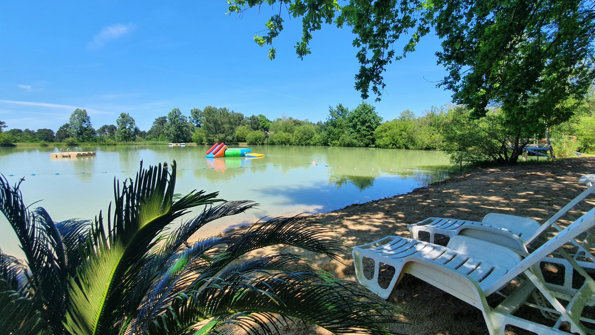 A scenery from Camping Le Chêne du Lac