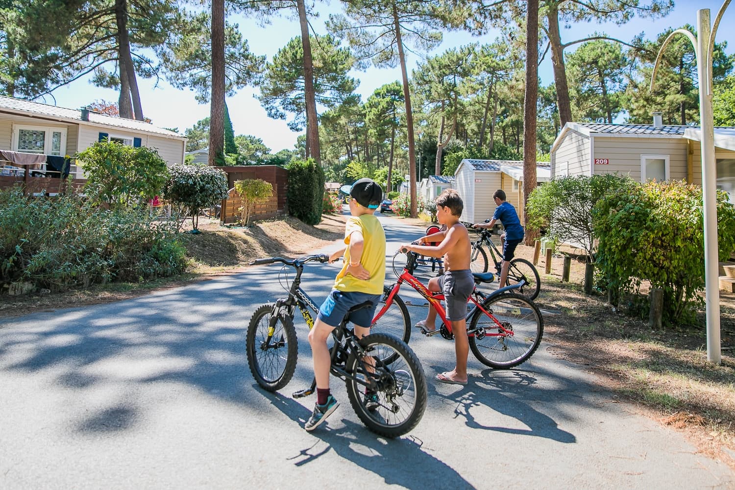 A scenery from Camping Eden Villages Palmyre Loisirs