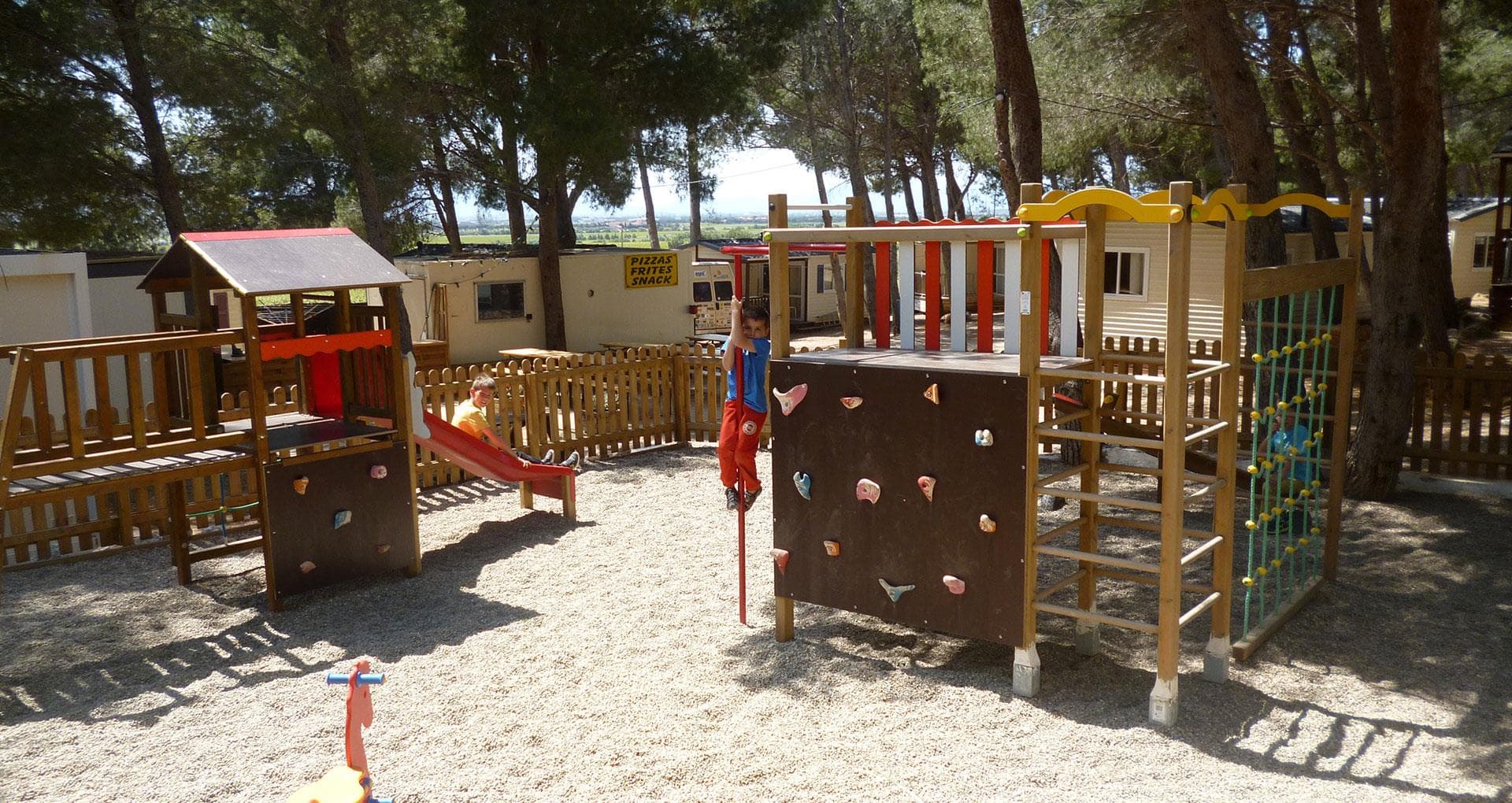 Camping Le Bois de Pins – foto 4