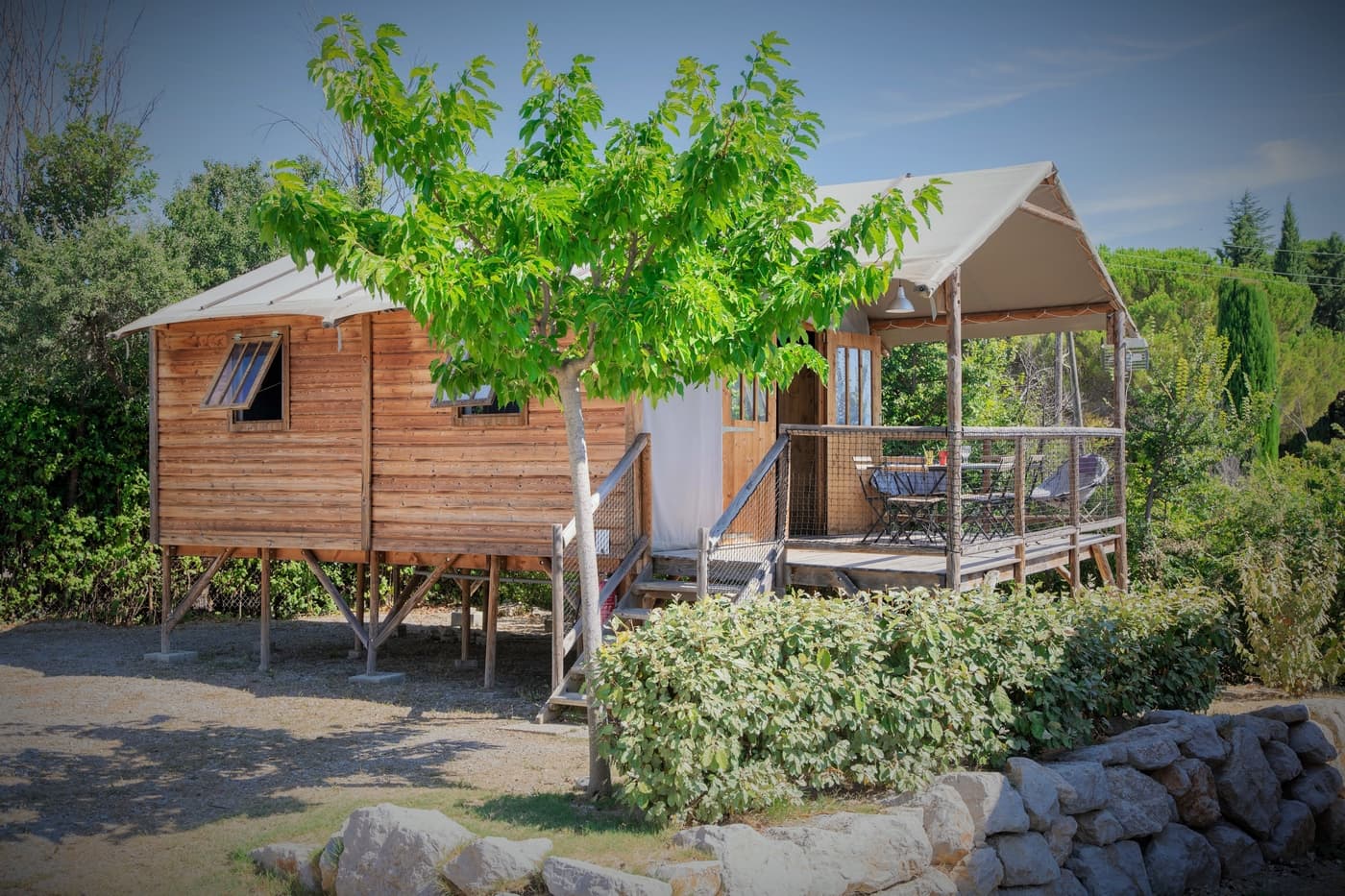 A scenery from Flower Camping Provence Vallée