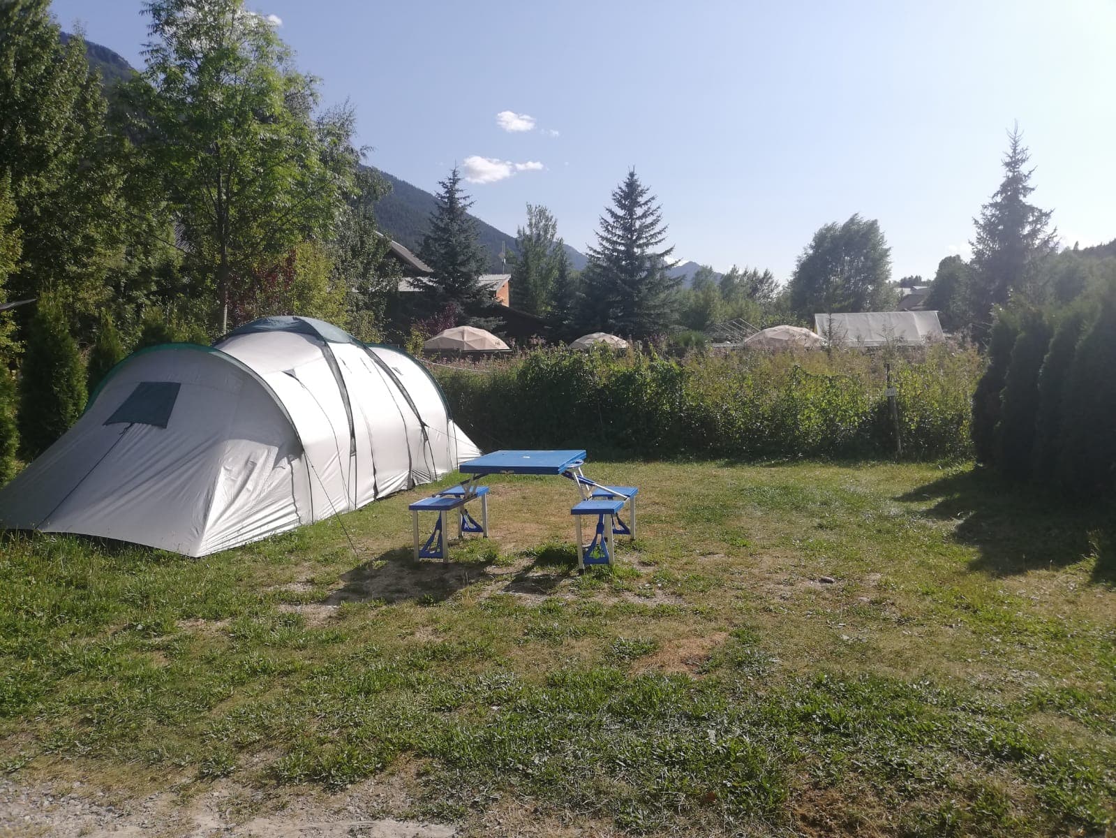 A scenery from Flower Camping le Montana