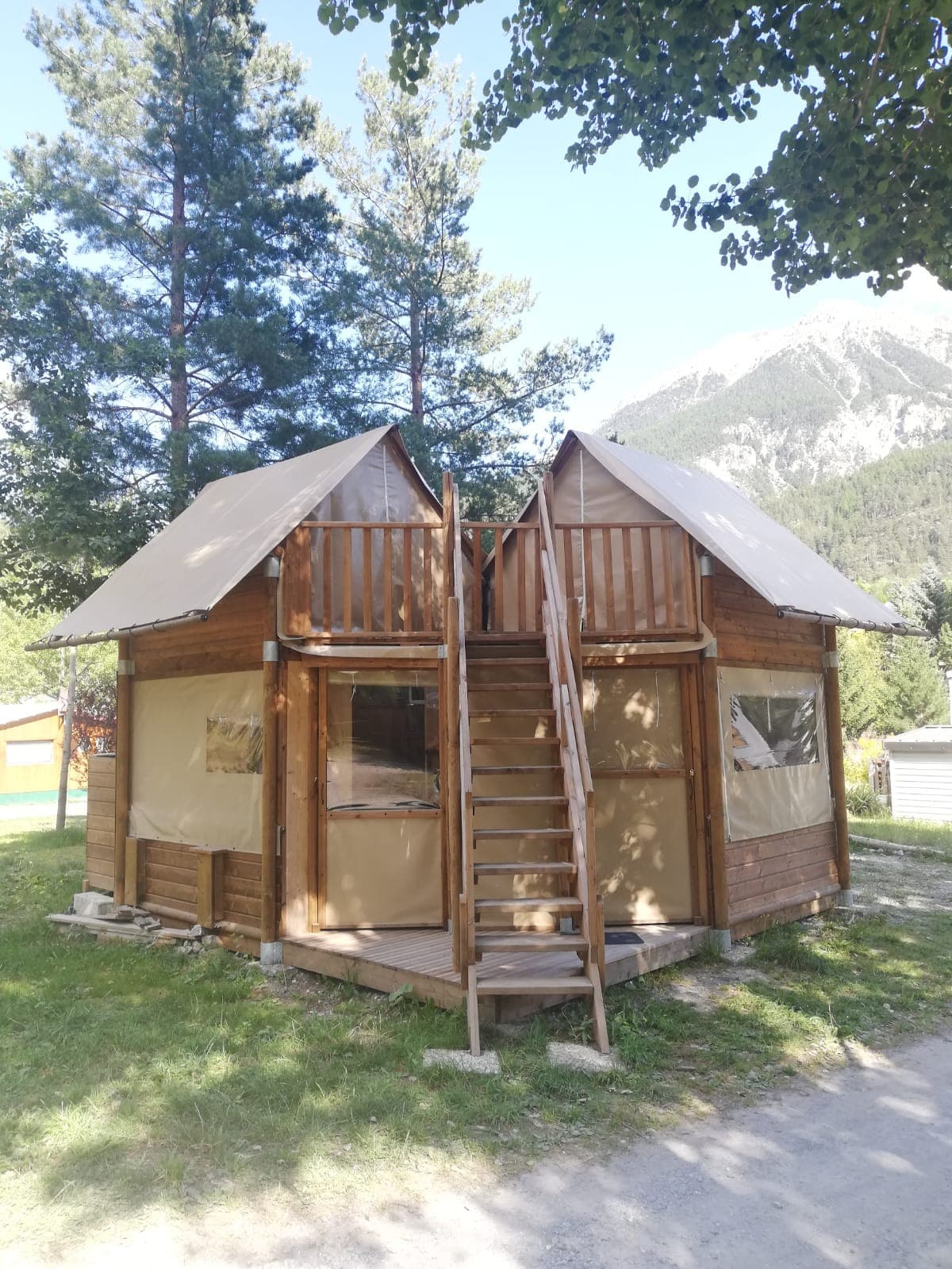 A scenery from Flower Camping le Montana