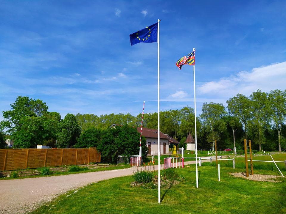 A scenery from Camping Onlycamp Les Berges de l'Yonne