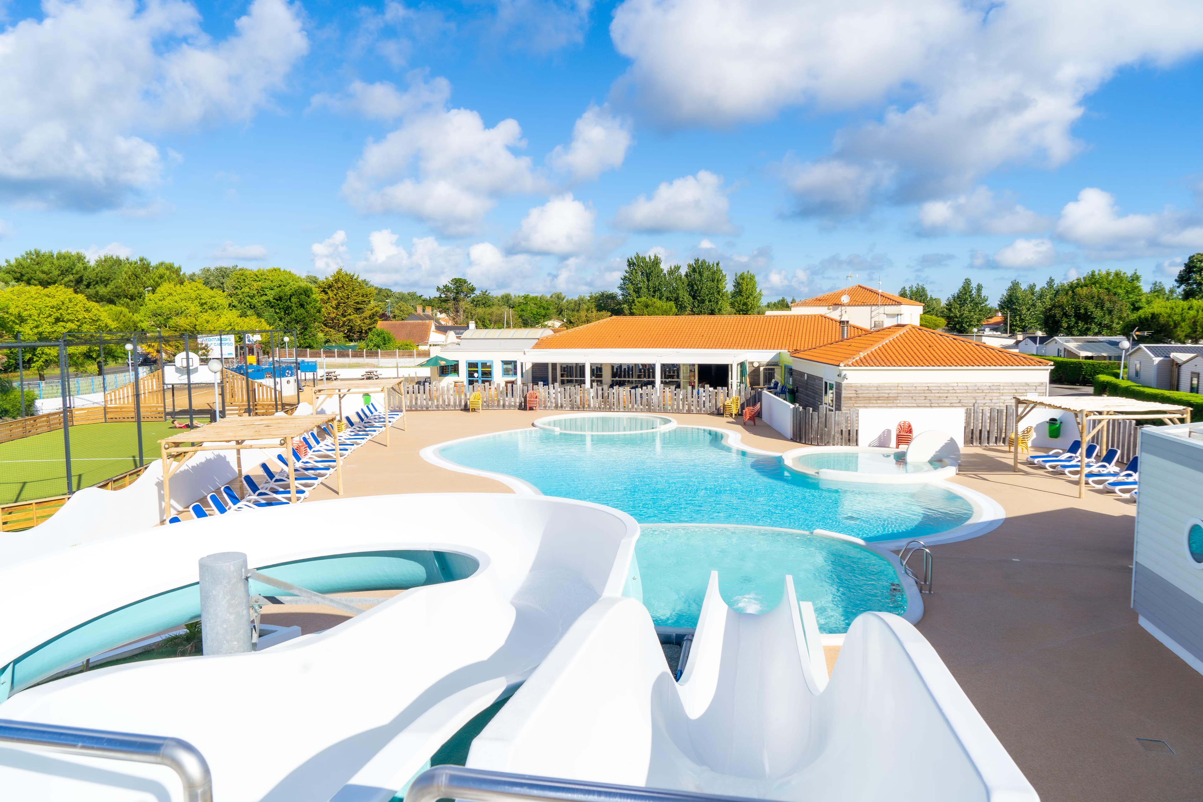 A scenery from Camping APV Les Aventuriers de La Calypso
