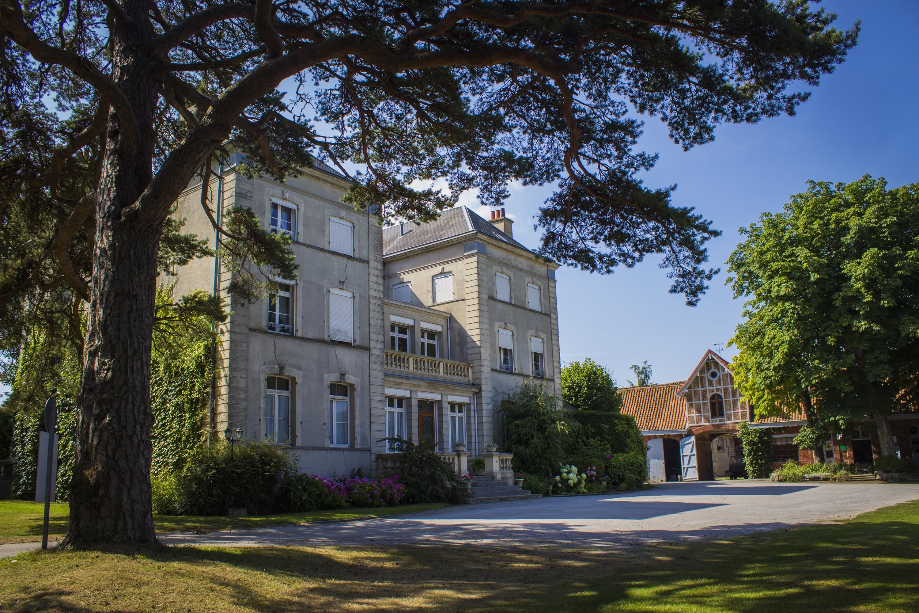 A scenery from Château du Gandspette