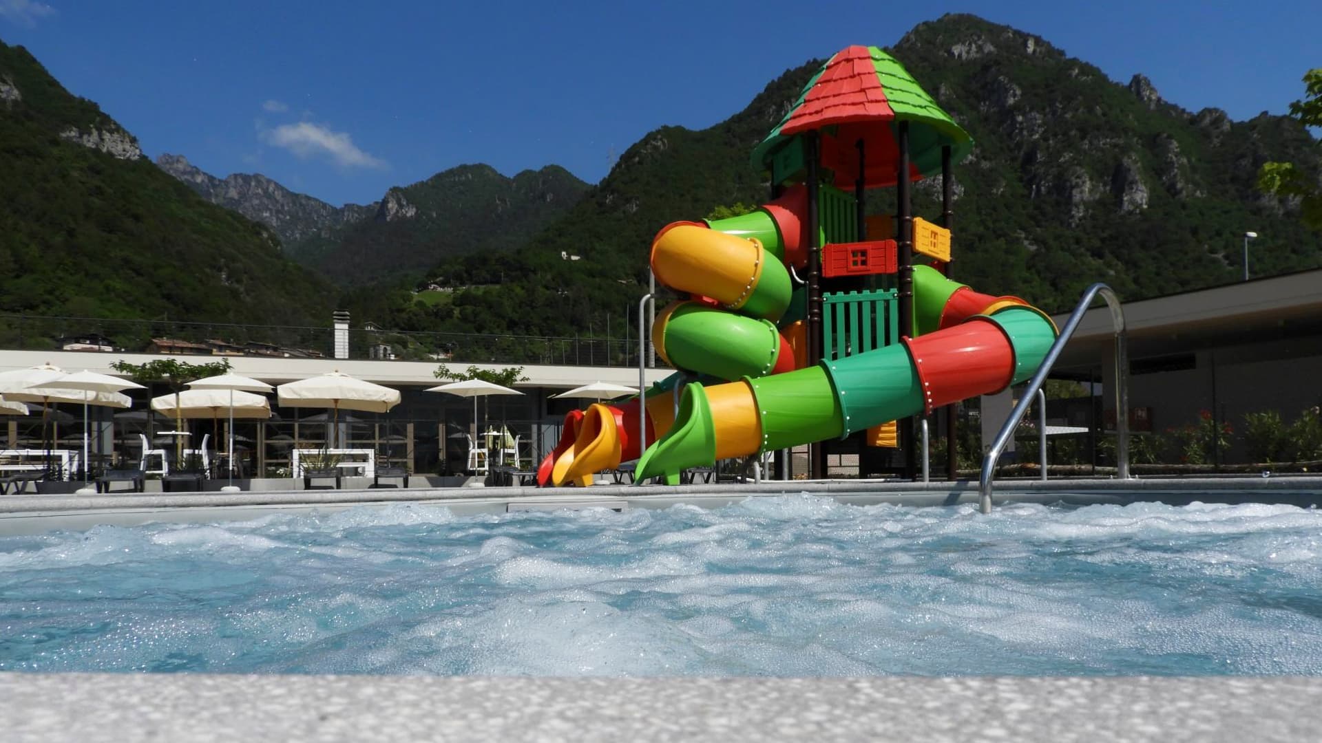 A scenery from Lago Idro Glamping Boutique