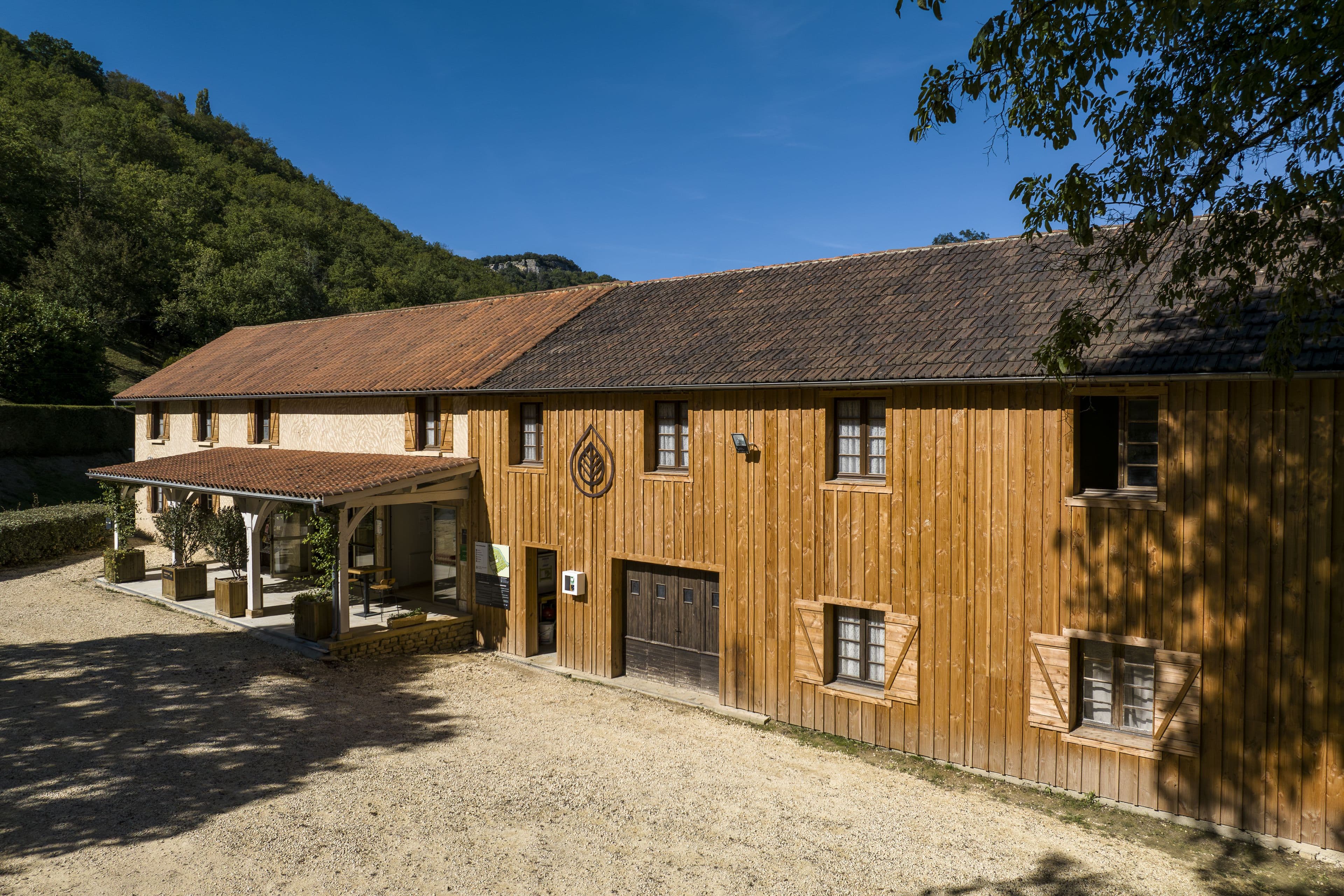 A scenery from Slow Village | Saint-Cybranet