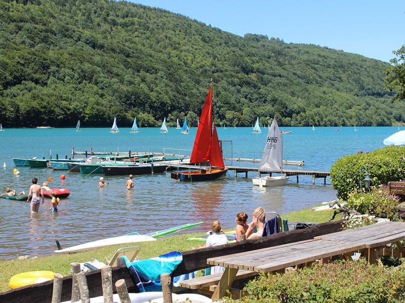 A scenery from Flower Camping Ser Sirant