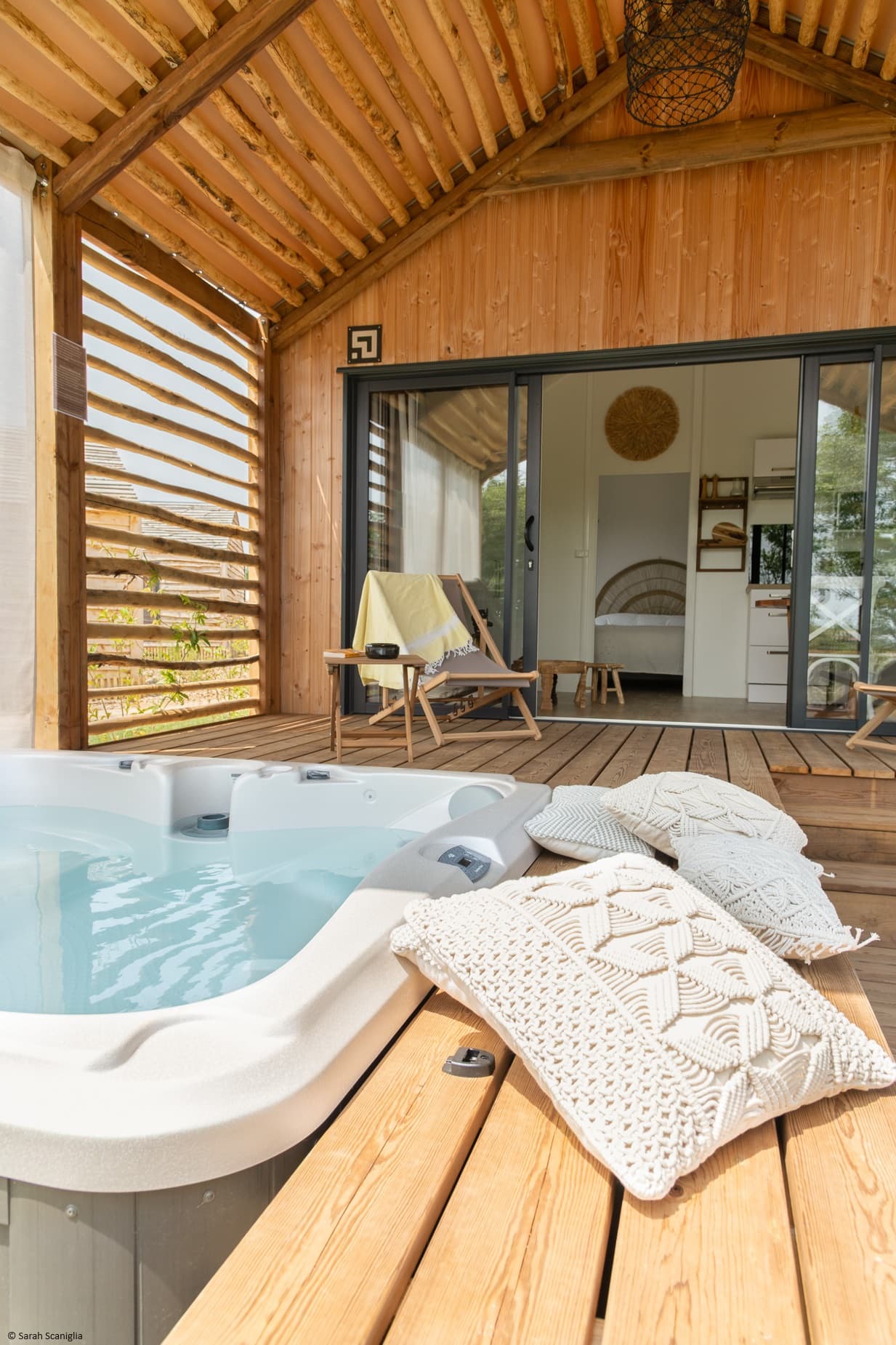 A scenery from Damona Lodges