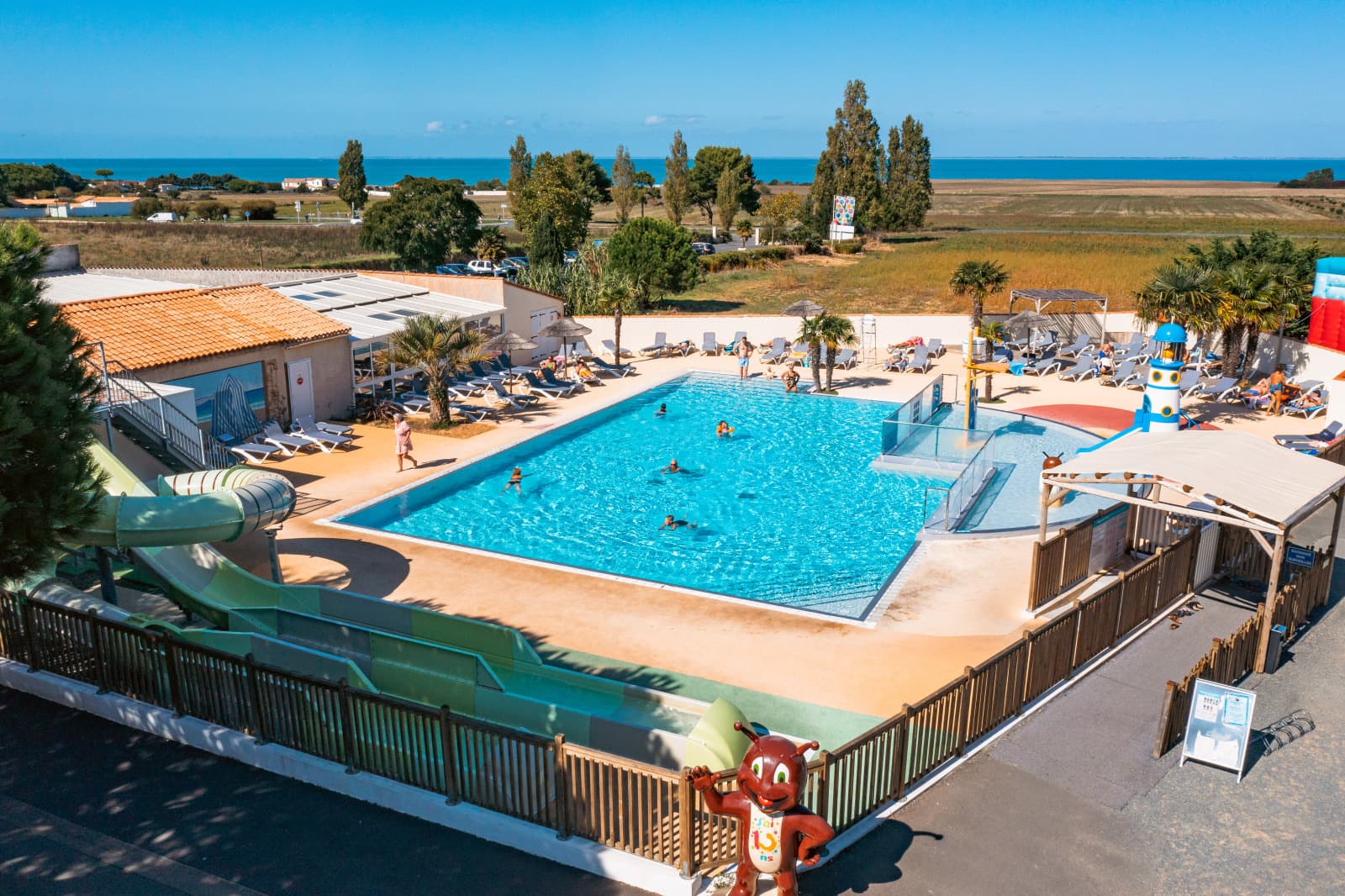 A scenery from Camping Les Peupliers****