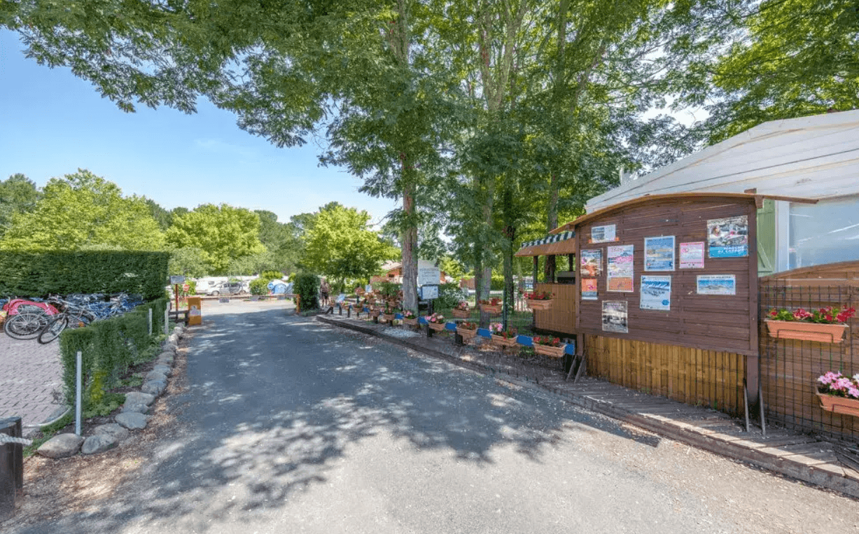 A scenery from Camping Seasonova Le Lac de Cazaux