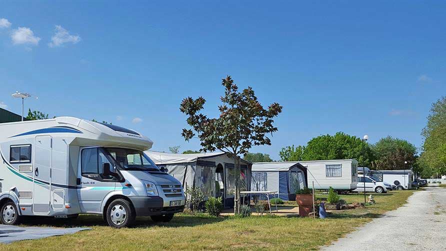 A scenery from Camping Le Petit Dauphin