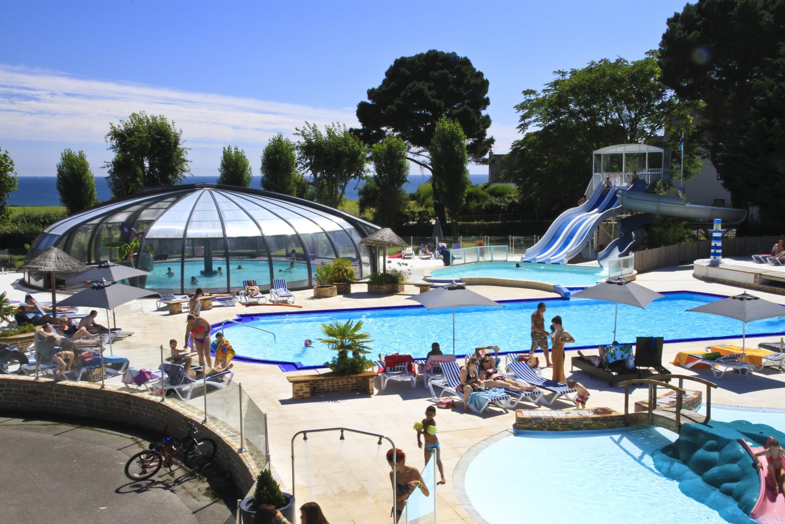 A scenery from AIROTEL Camping LE RAGUENES PLAGE