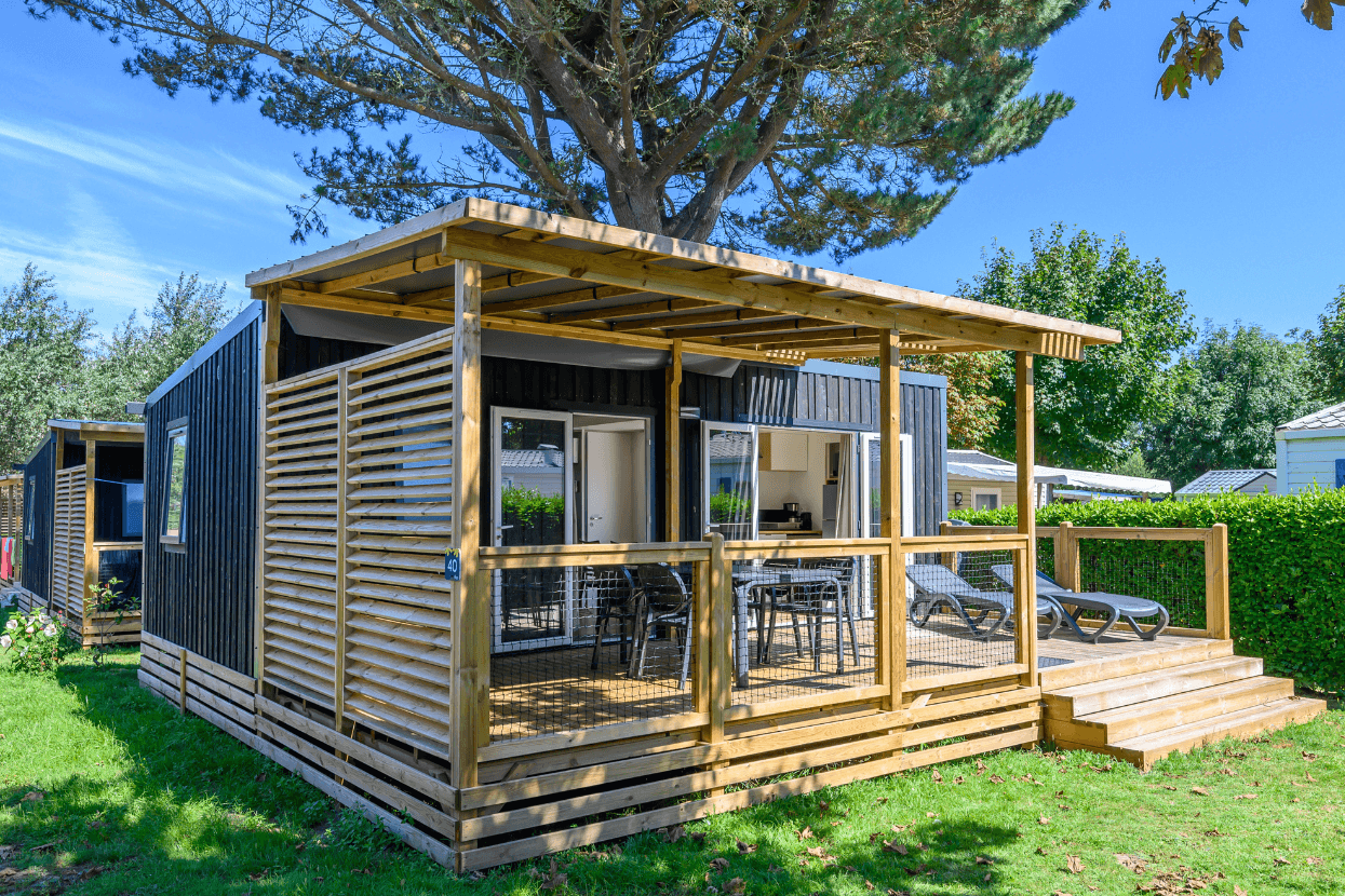 A scenery from Flower Camping Cap Finistère