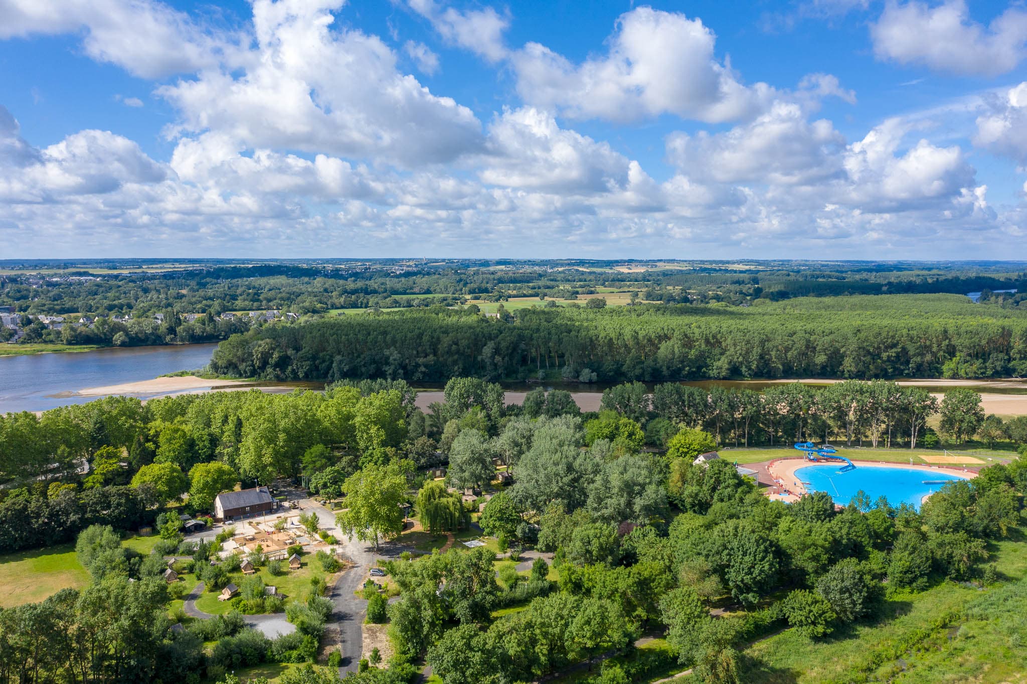 A scenery from Slow Village | Les-Ponts-de-Cé