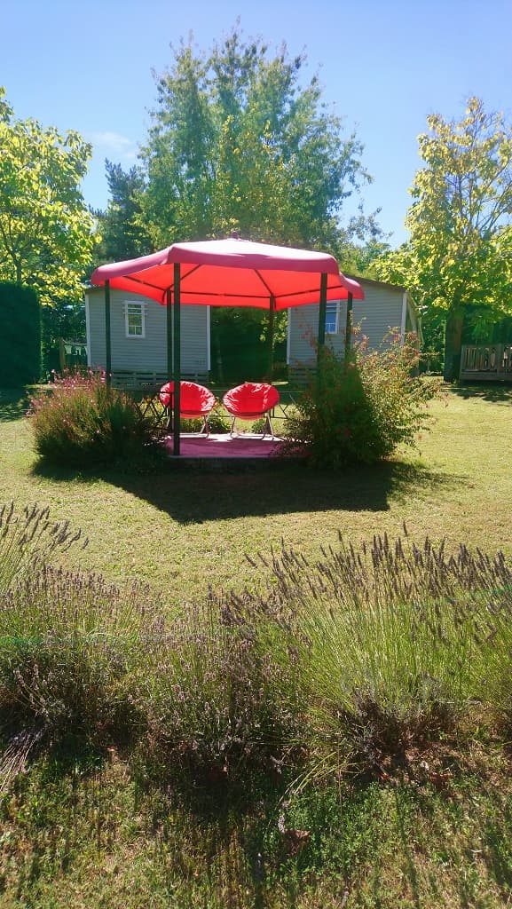 A scenery from Flower Camping LE TEMPS DE VIVRE