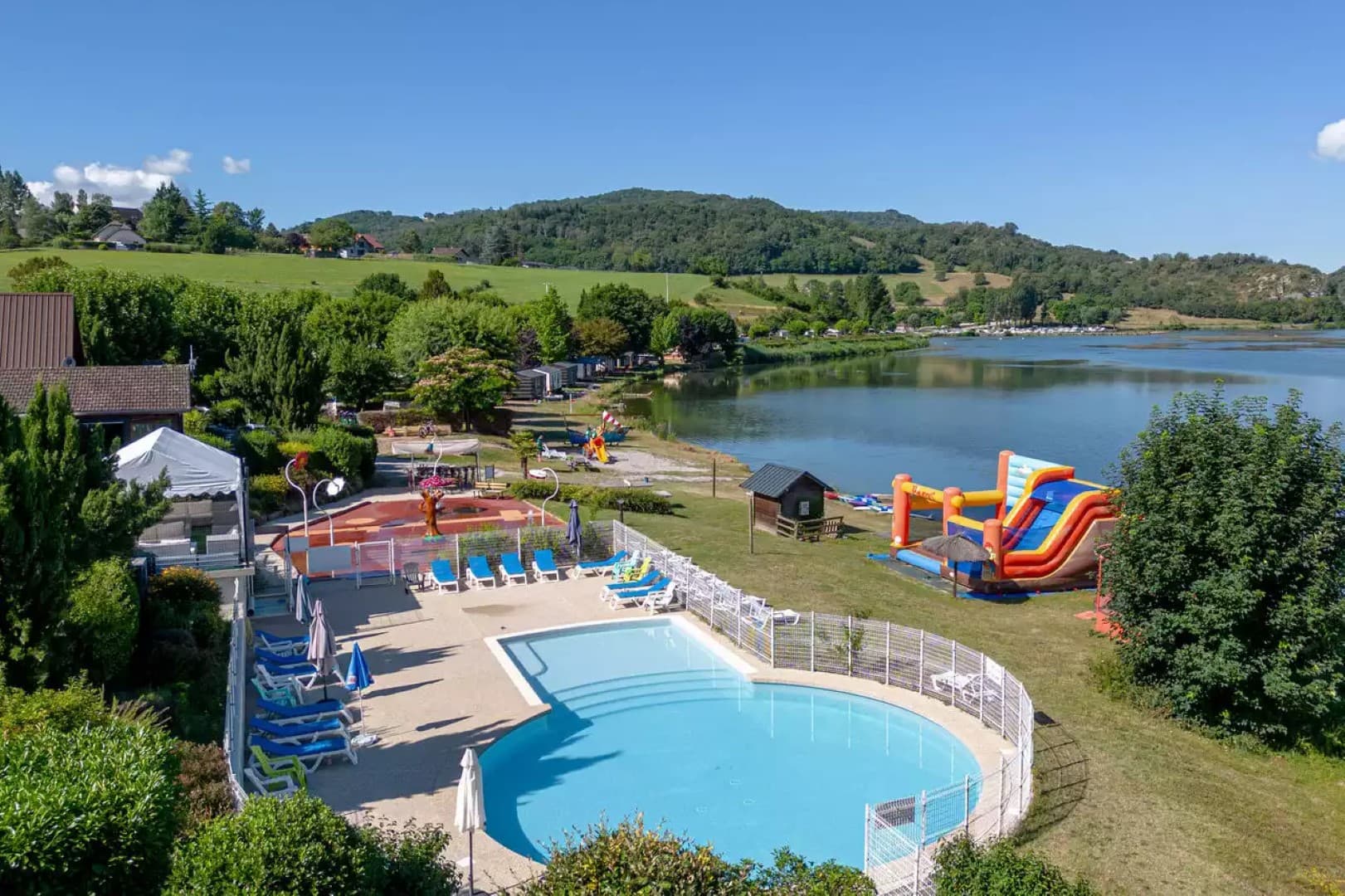 A scenery from Clico Chic - Camping Lac du Lit du Roi