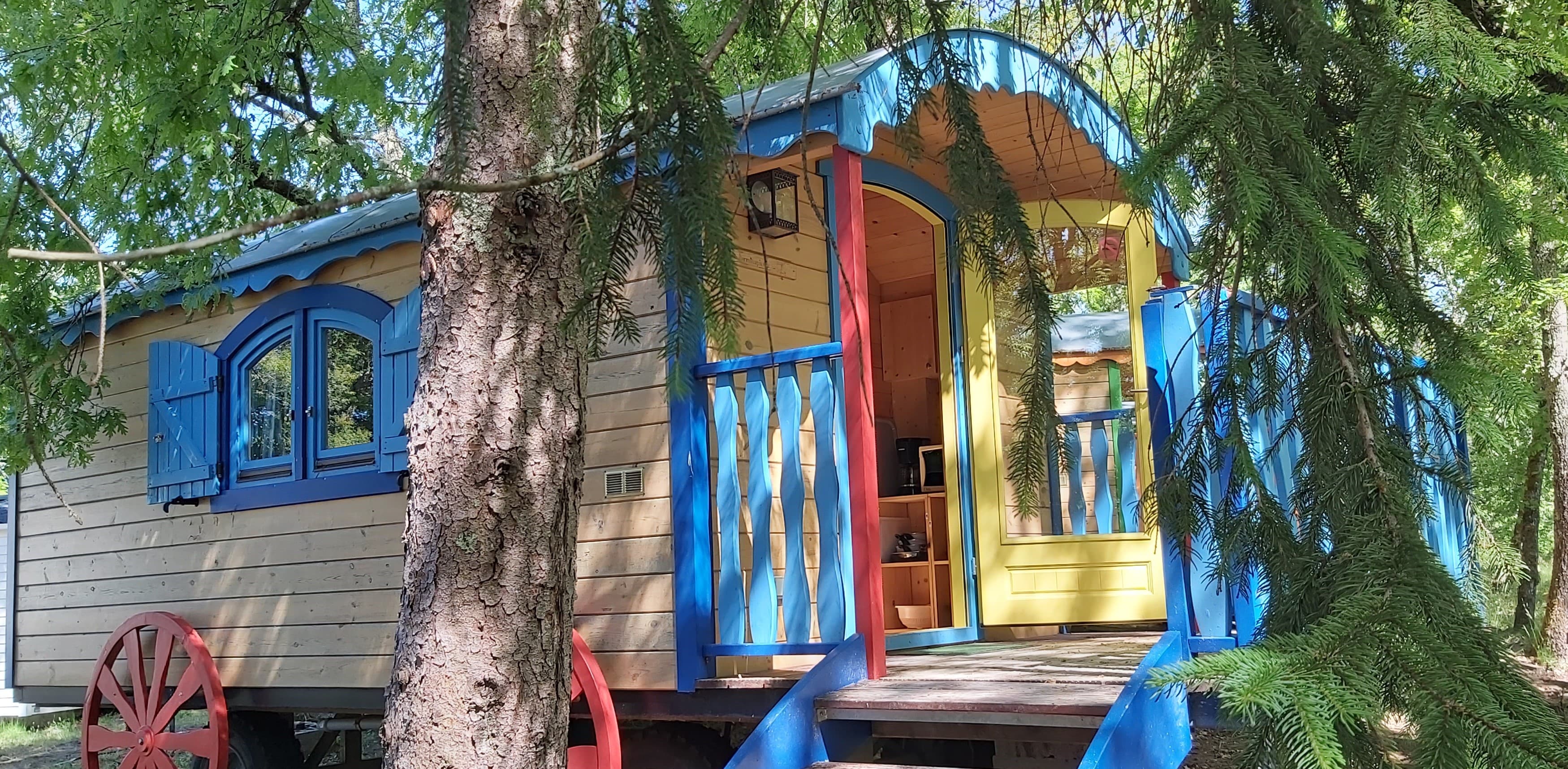 A scenery from Camping Val de l'Eyre