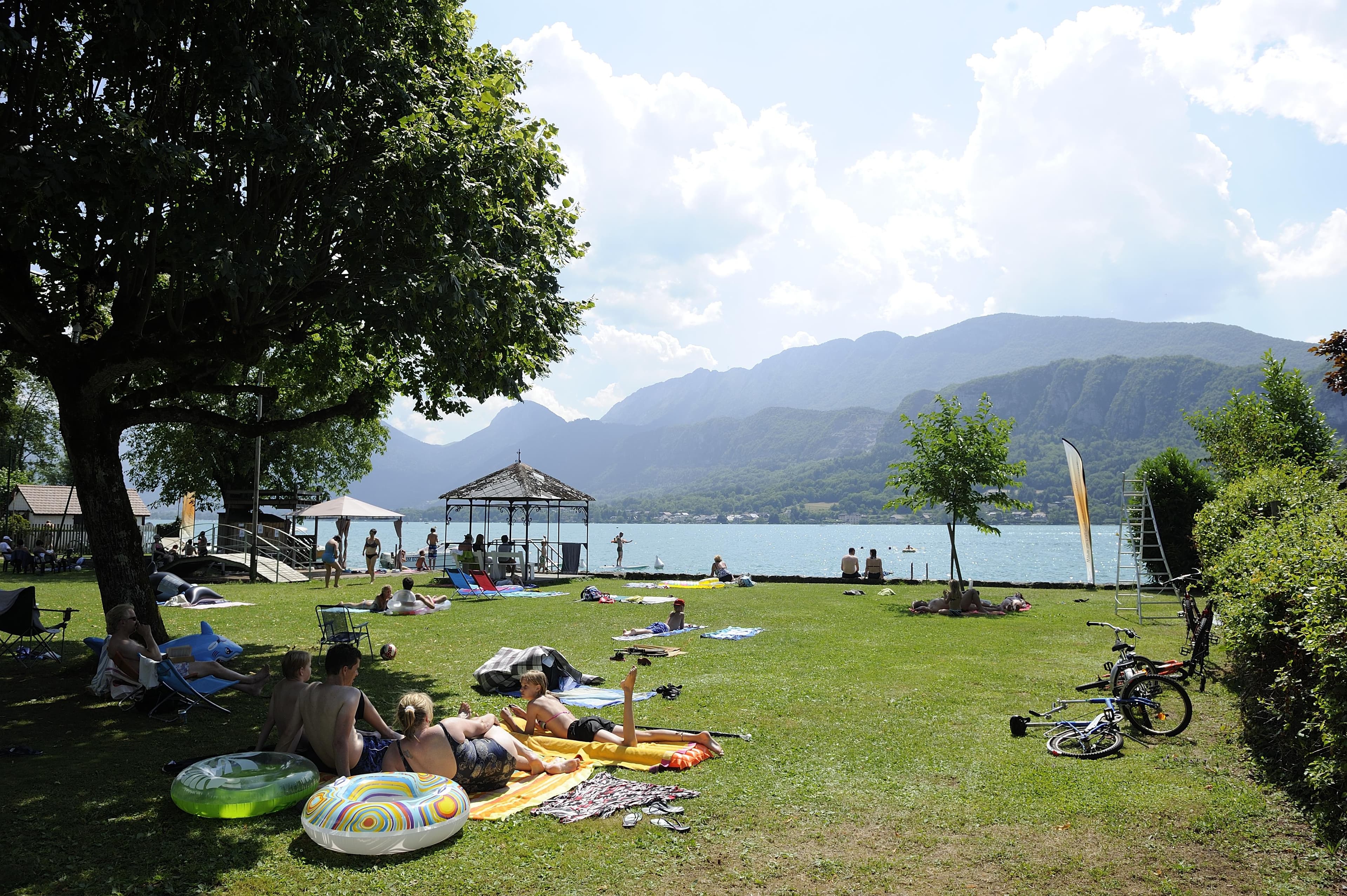 A scenery from Camping La Chapelle Saint Claude