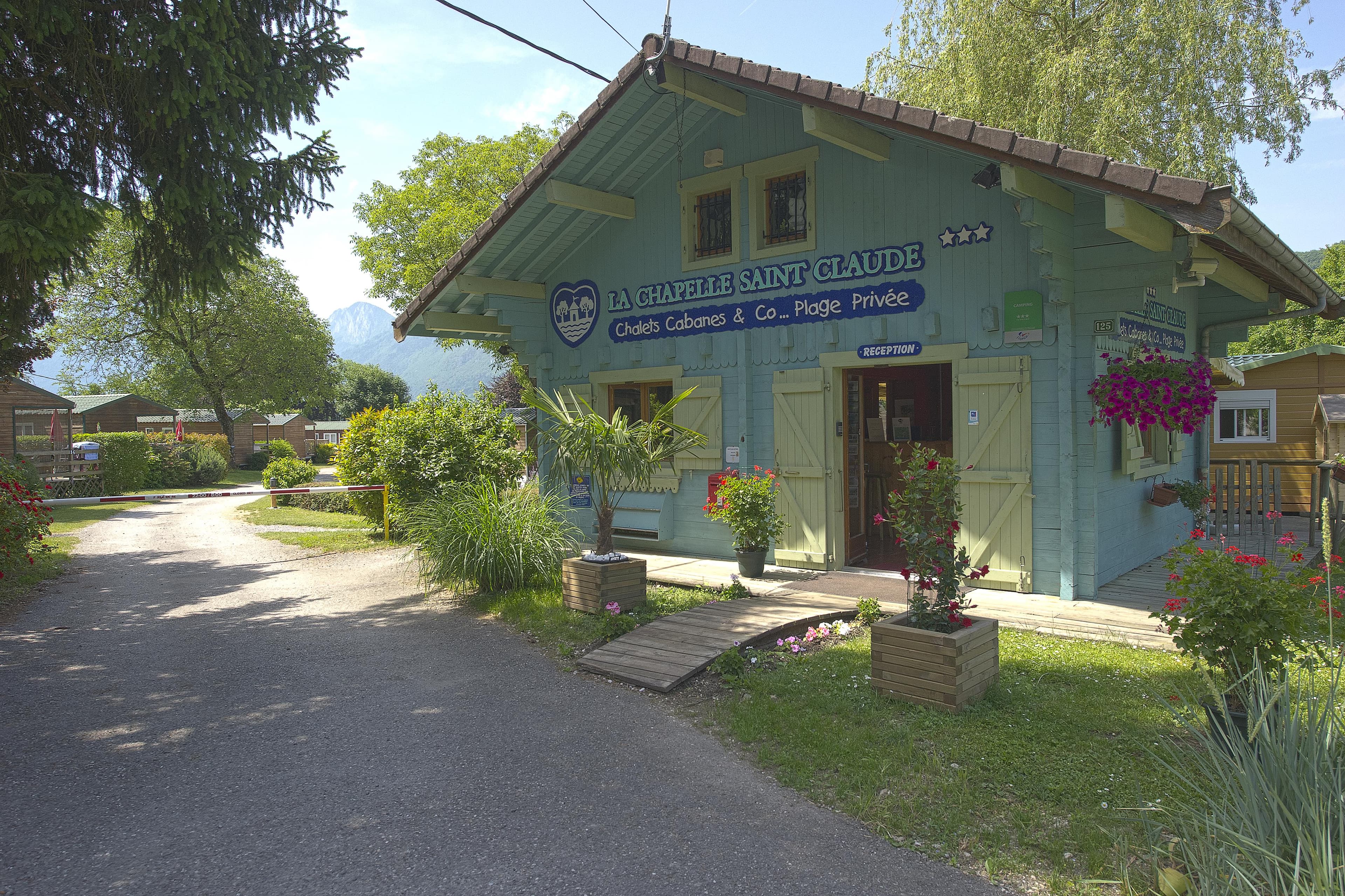 A scenery from Camping La Chapelle Saint Claude