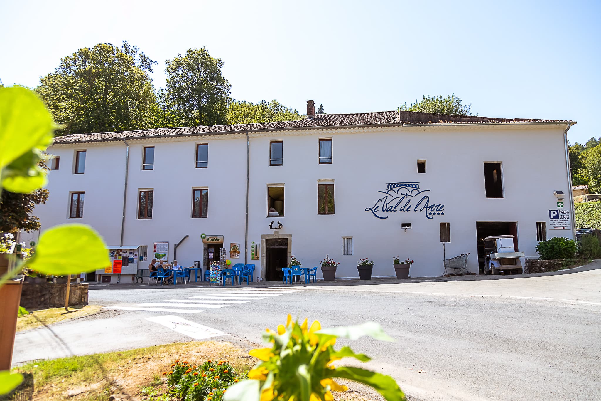 A scenery from Flower Camping Le Val de l'Arre