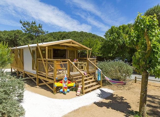 A scenery from Flower Camping Le Bel Air