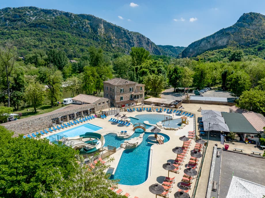 A scenery from Camping Le Castel Rose