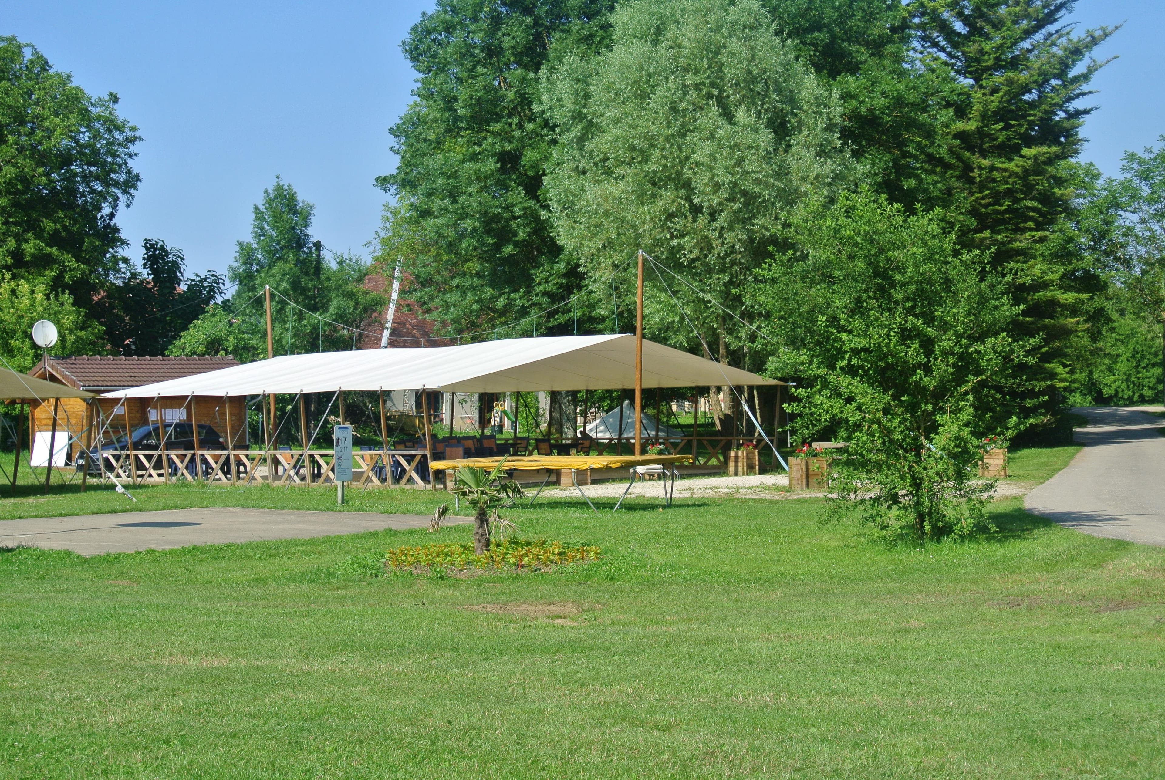 A scenery from Camping Le Val d'Amour