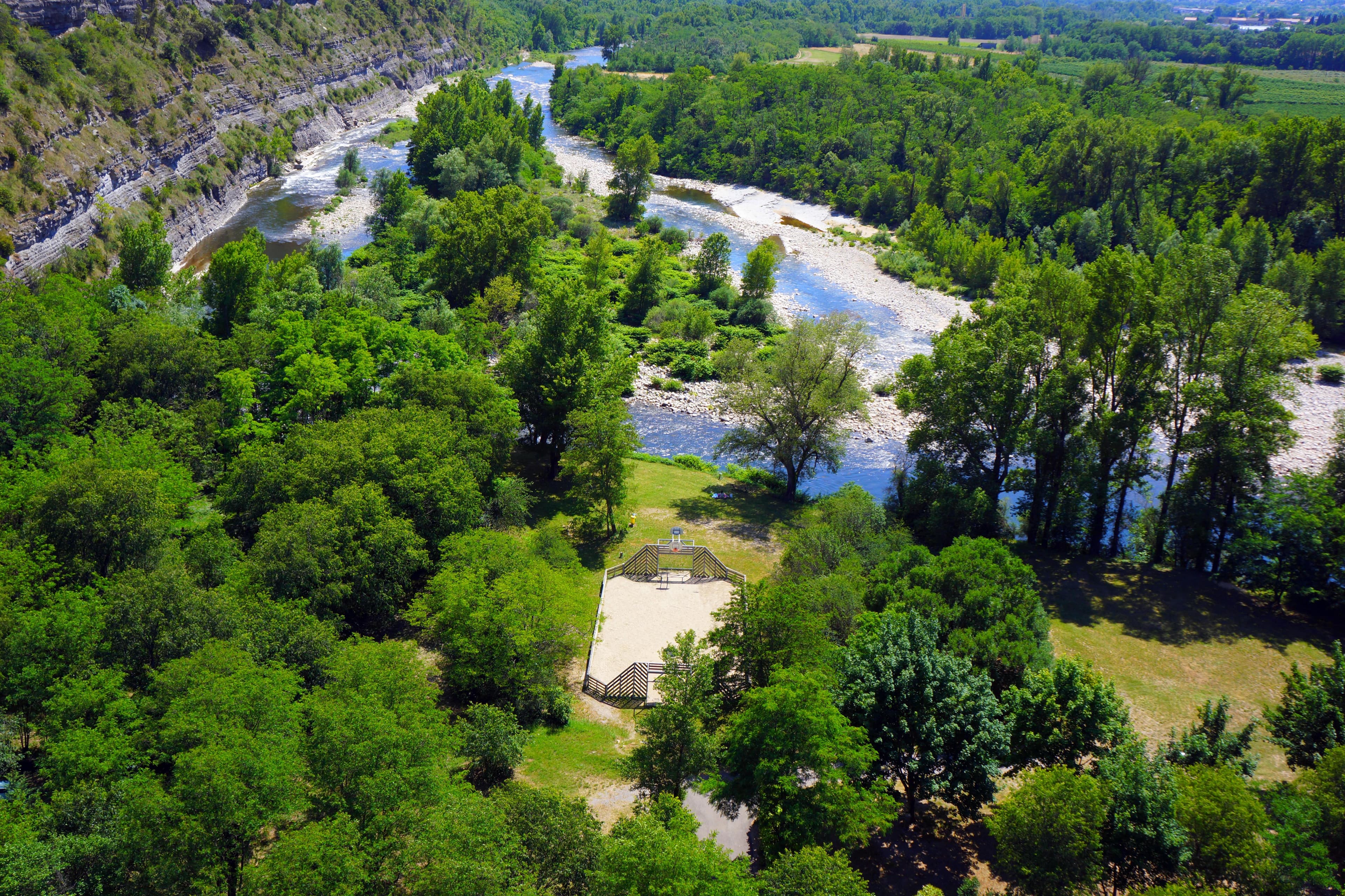 A scenery from Flower Camping Le Plan d'Eau - Ardèche