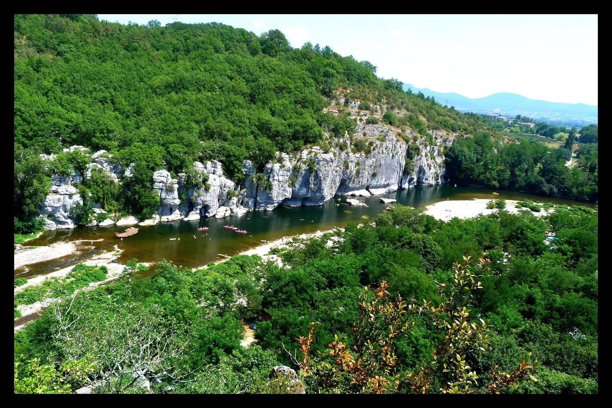 A scenery from Camping les Actinidias