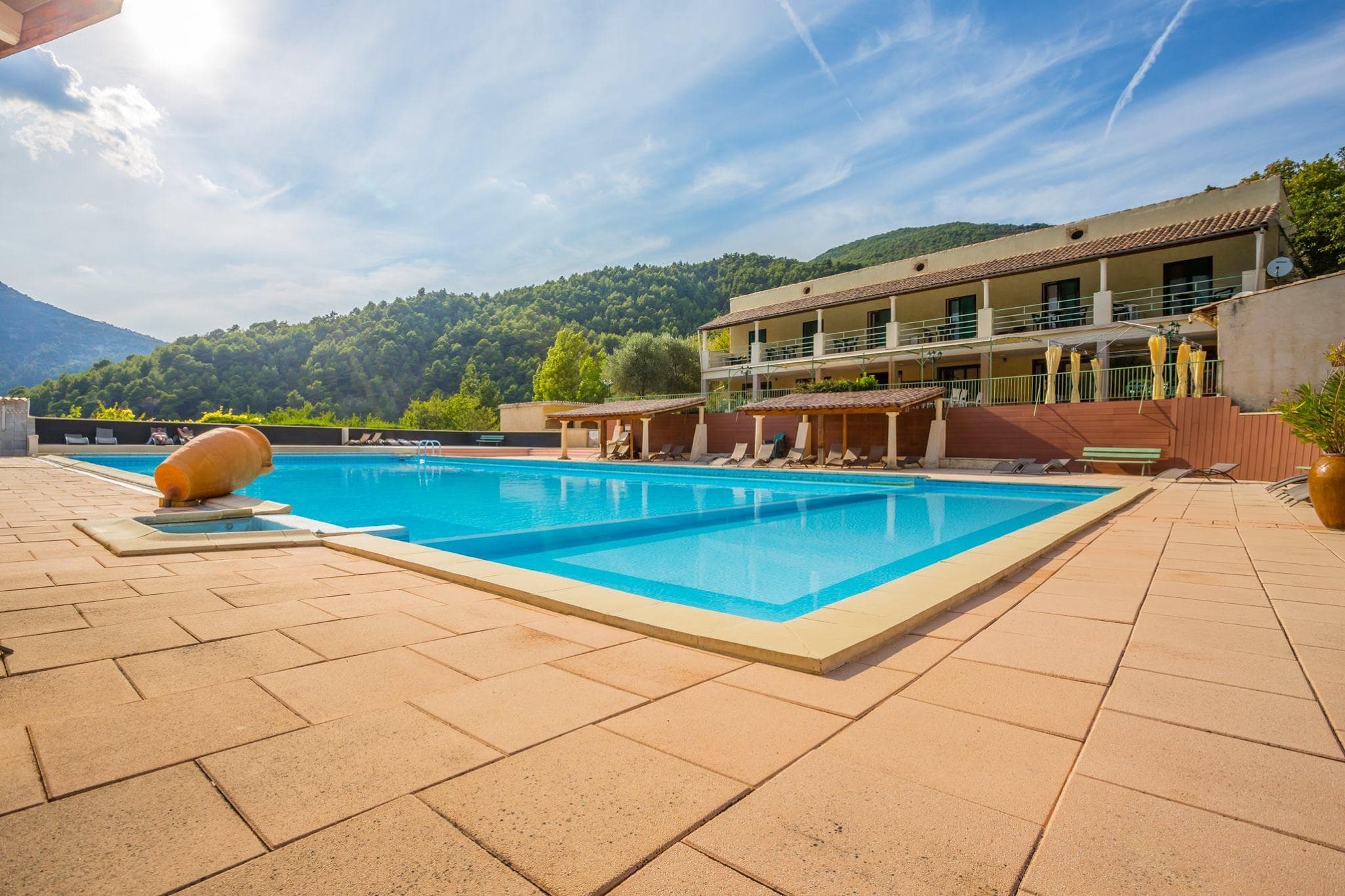 A scenery from Camping L'Orée de Provence (Sites & Paysages)