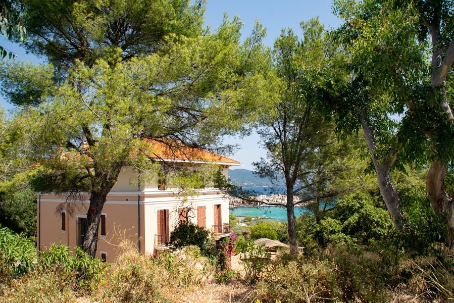 A scenery from Camp du Domaine