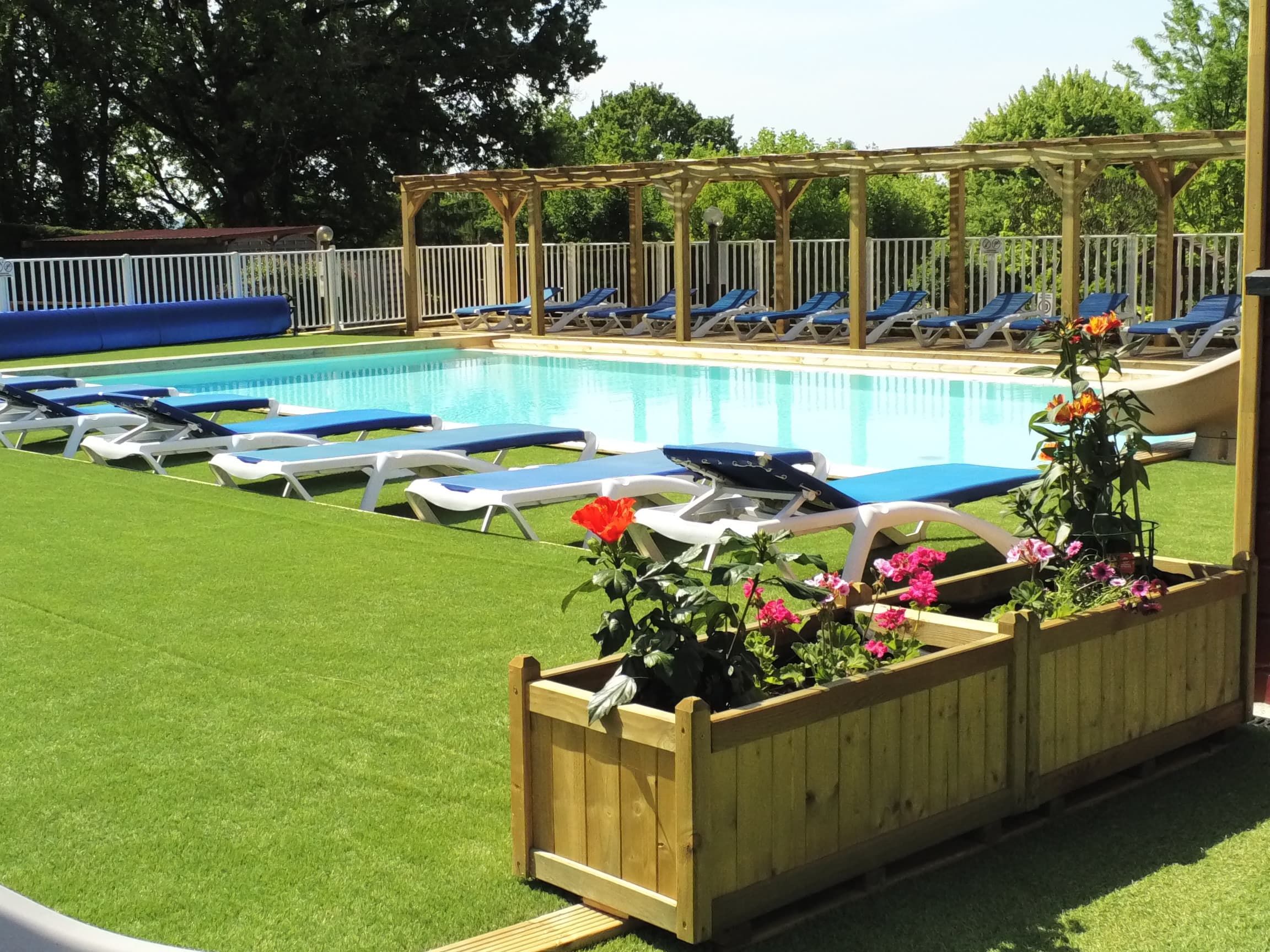 A scenery from Ushuaïa Villages - Camping les Poutiroux ****