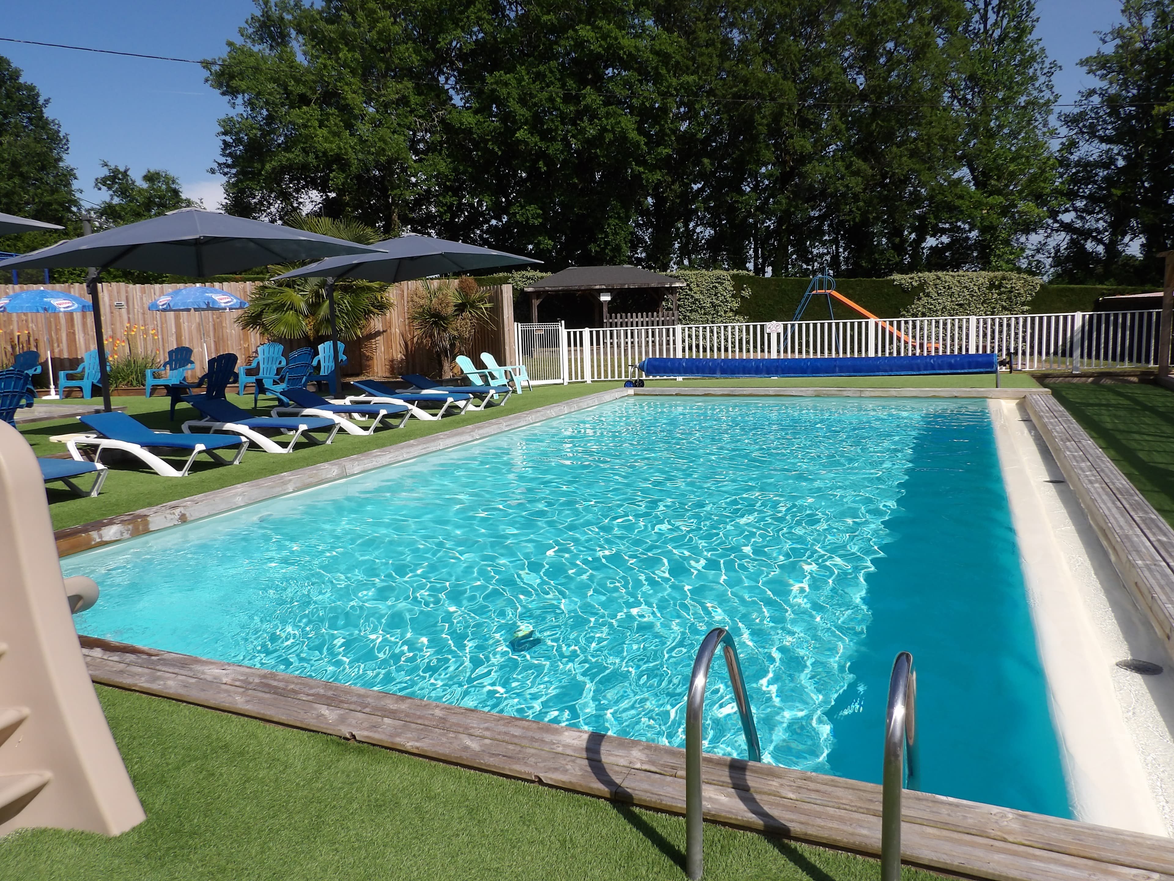 A scenery from Ushuaïa Villages - Camping les Poutiroux ****
