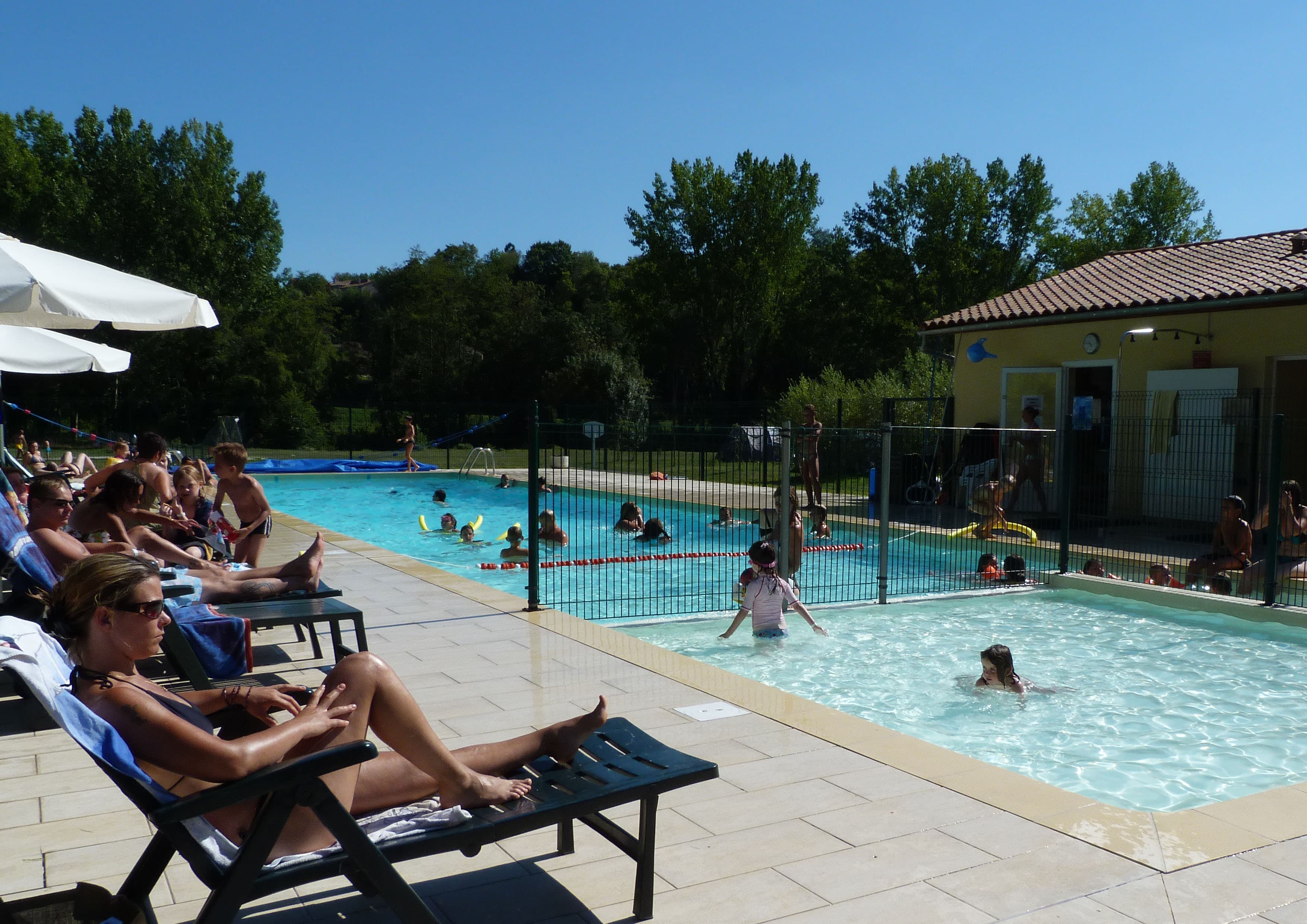 A scenery from Flower Camping La Dordogne Verte