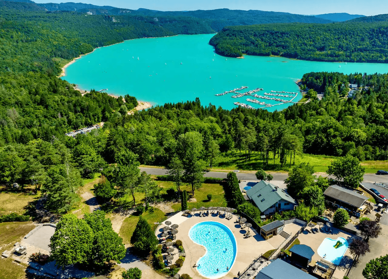 A scenery from Clico Chic - Camping Trelachaume