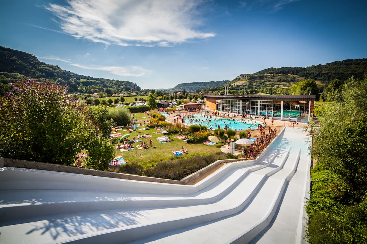 A scenery from Domaine La Roche D'Ully ****