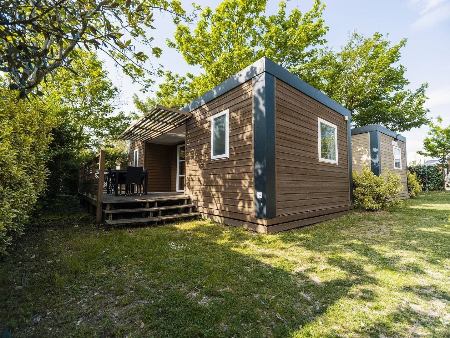 A scenery from Camping Au Petit Port de l'Houmeau