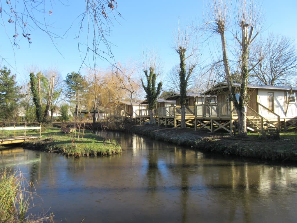 A scenery from Flower Camping Le Nauzan Plage