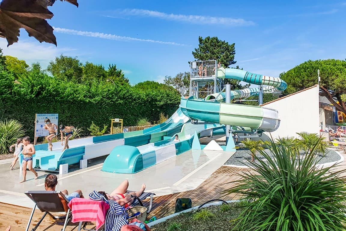 A scenery from Flower Camping Le Nauzan Plage
