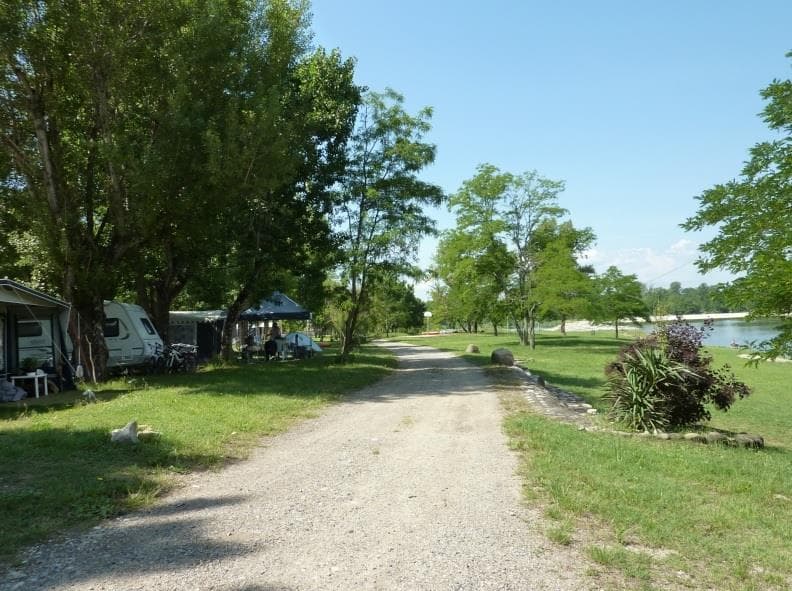 A scenery from Camping LA CHAPOULIÈRE