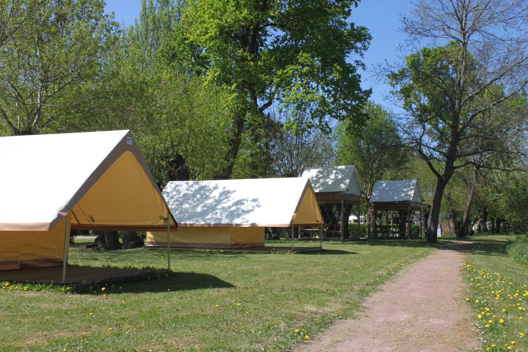 A scenery from Flower Camping du Port Caroline