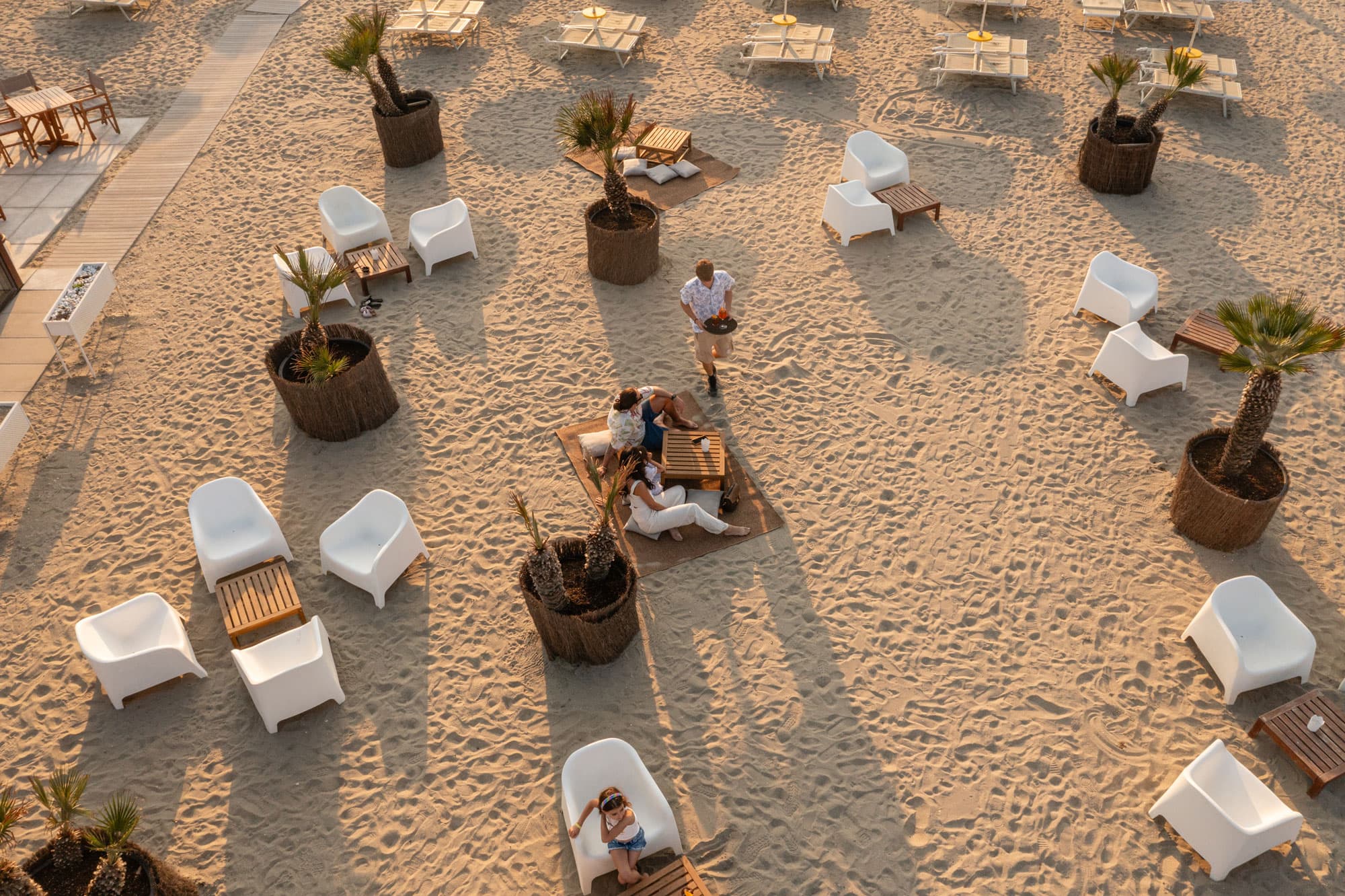 A scenery from Club del Sole Spina Family Collection