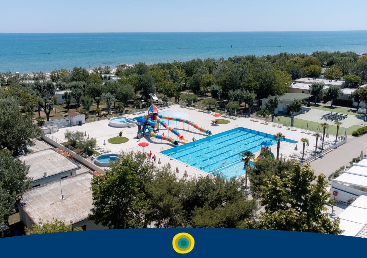 A scenery from Club del Sole Stork Family Collection