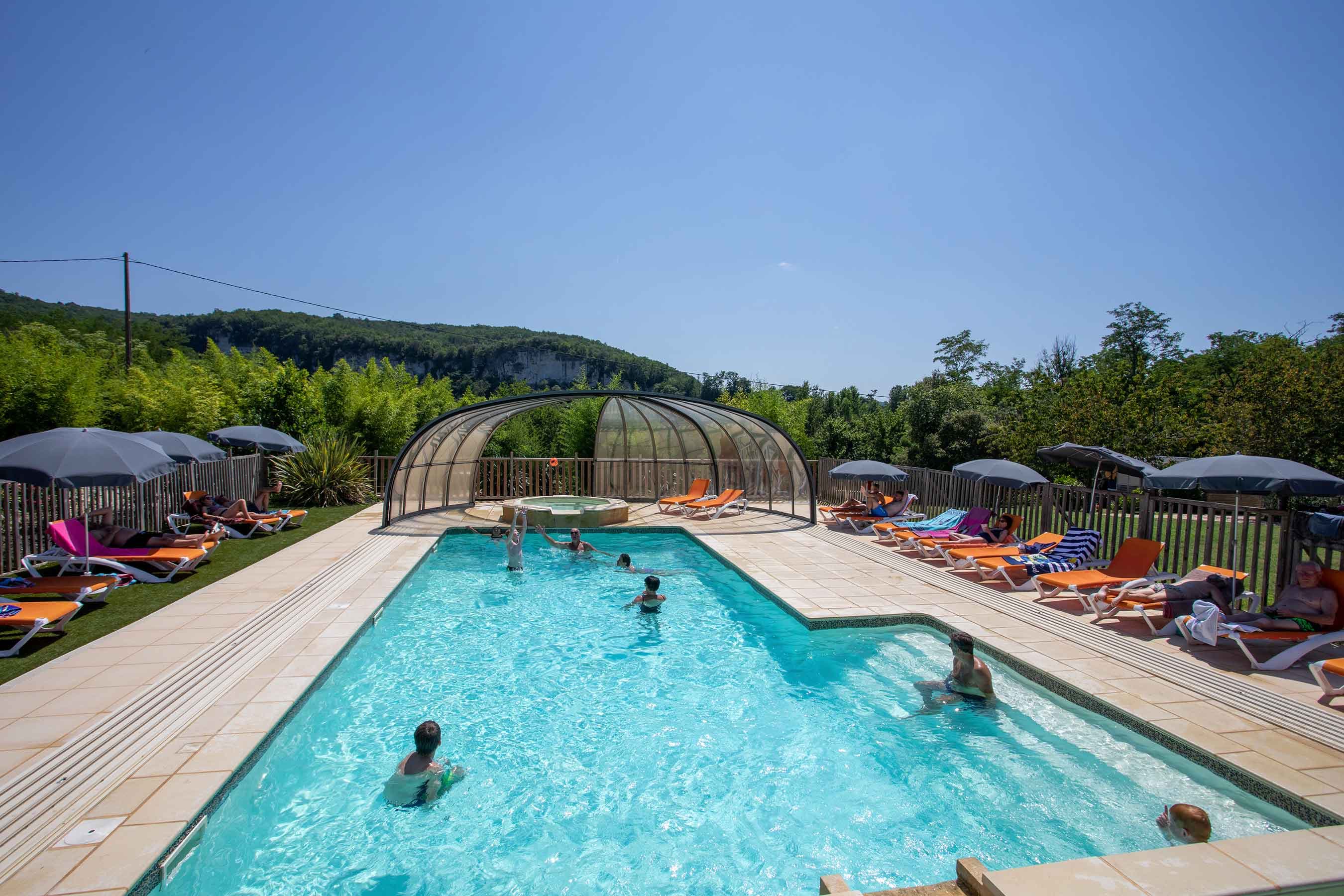 Flower Camping La Sagne