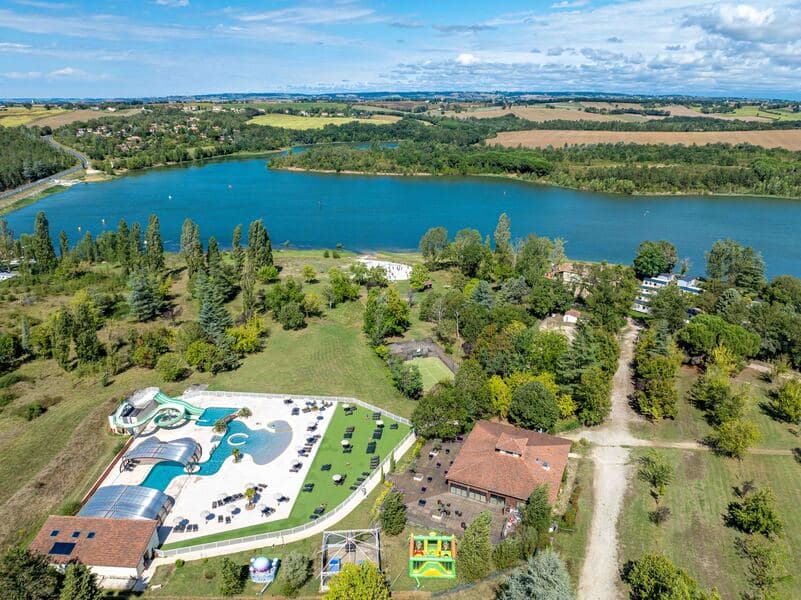 A scenery from Camping Le Lac de Thoux